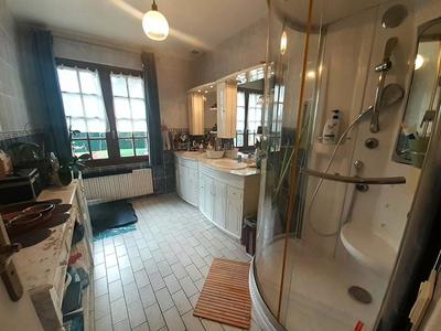 Maison - 146 m² - 7 pièces