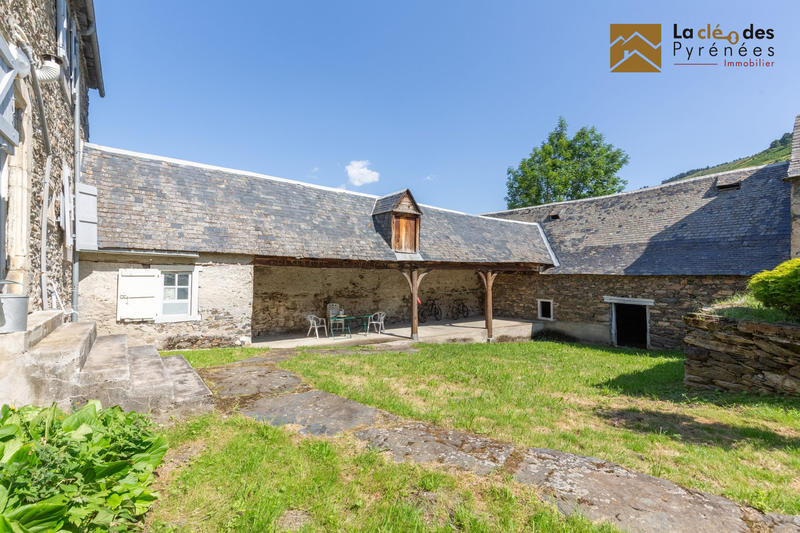 Maison - 170 m² - 6 pièces