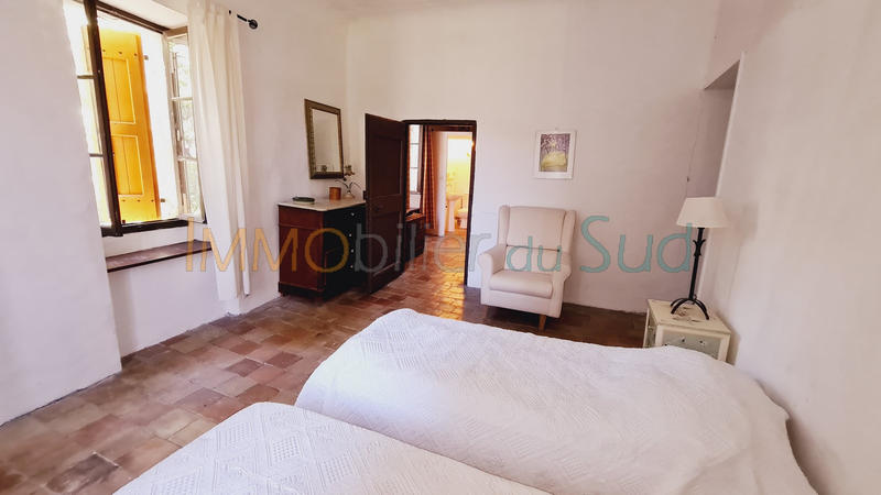 Maison de village - 157 m² - 11 pièces