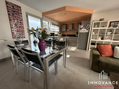 Maison - 91 m² - 4 pièces