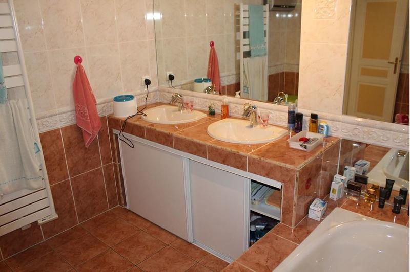 Maison traditionnelle - 165 m² - 6 pièces