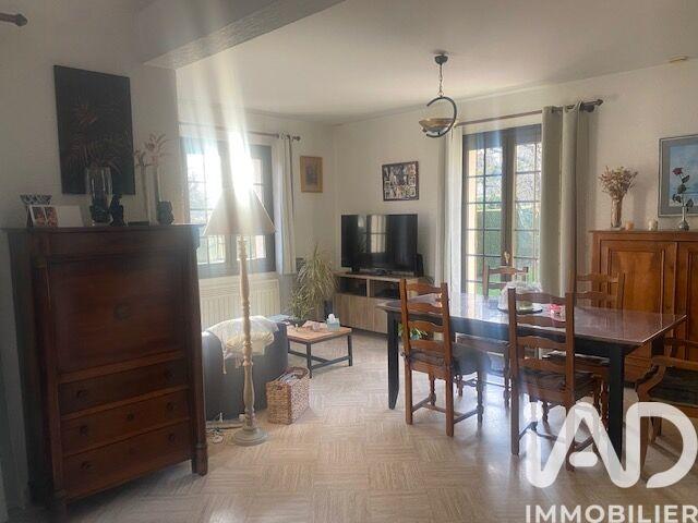 Maison - 140 m² - 7 pièces