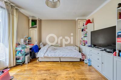 Appartement - 95 m² - 3 pièces