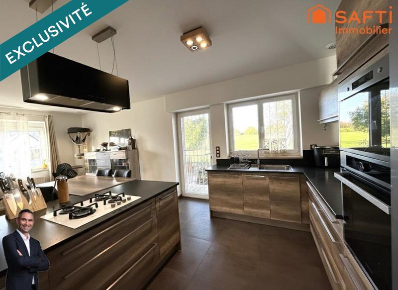 Maison - 200 m² - 7 pièces