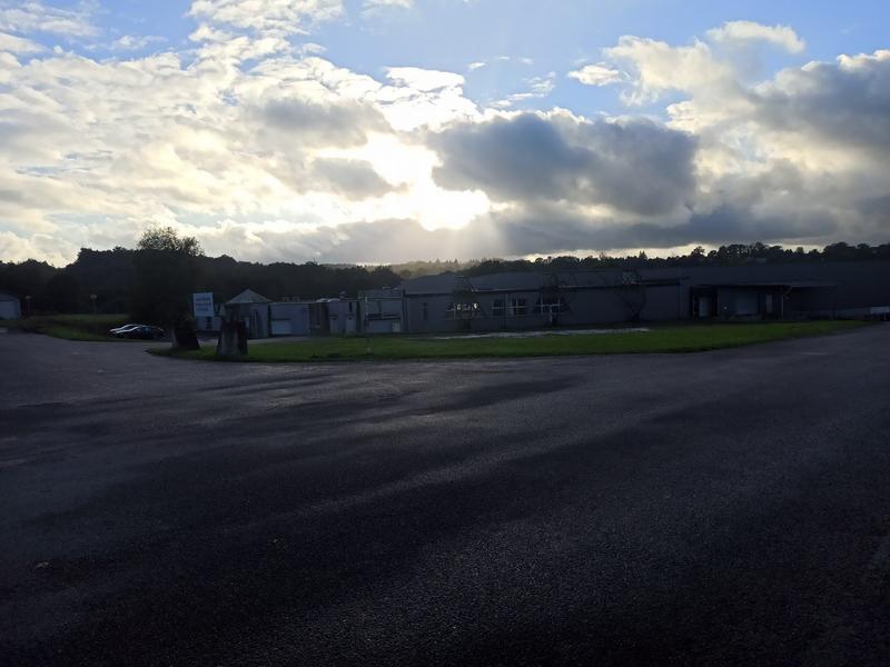 Local commercial - 1 306 m²