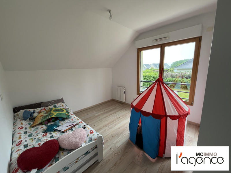 Maison traditionnelle - 163 m² - 6 pièces