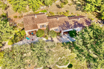 Villa - 250 m² - 6 pièces