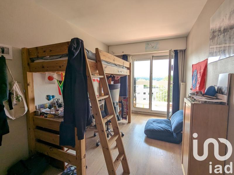 Appartement - 98 m² - 5 pièces