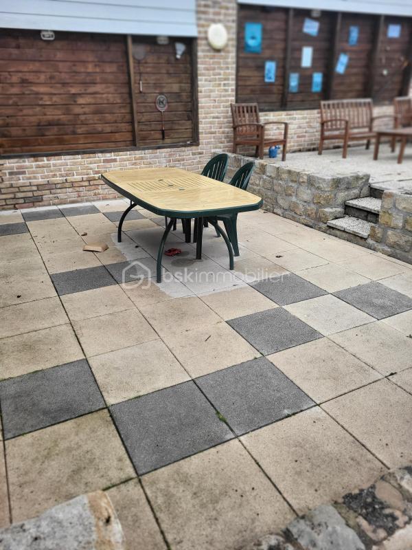 Maison - 179 m² - 8 pièces