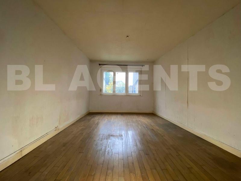 Maison - 95 m² - 5 pièces