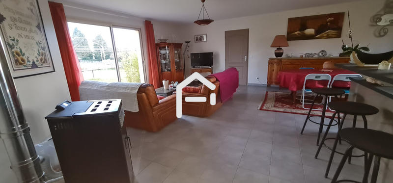 Maison - 104 m² - 5 pièces