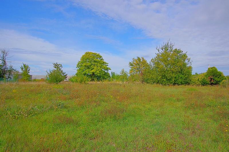 Terrain constructible - 896 m²