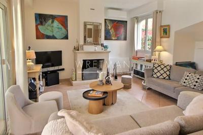 Maison - 79 m² - 5 pièces