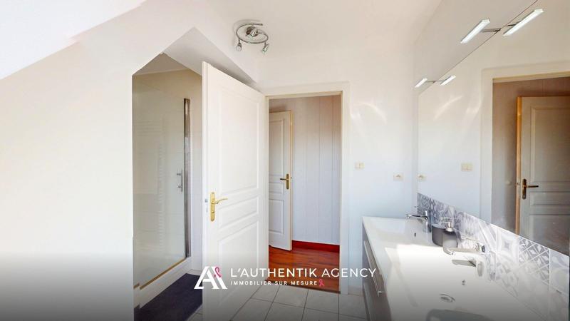 Duplex - 125 m² - 5 pièces