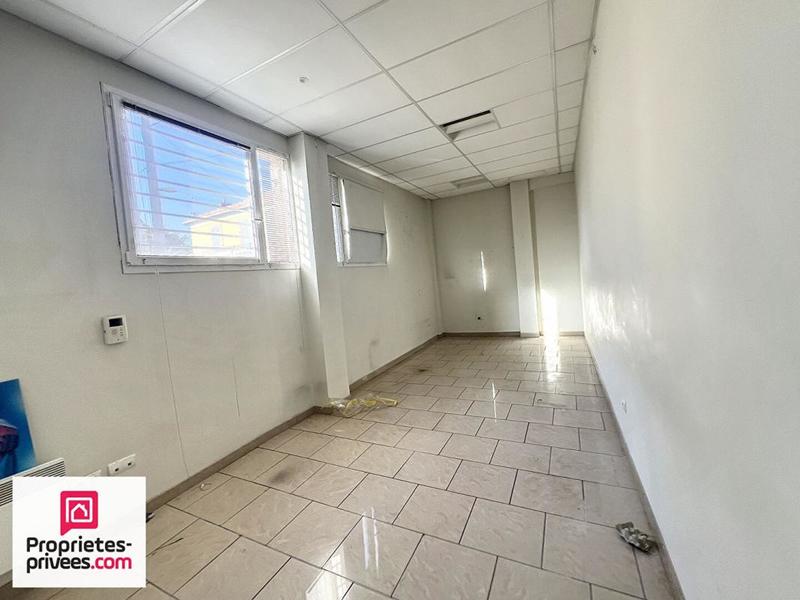 Maison - 300 m² - 9 pièces