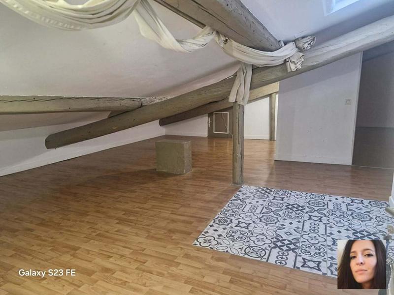 Appartement - 77 m² - 3 pièces