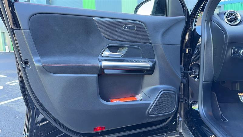 Mercedes Classe Gla 200d 150 8g-Dct Amg Line