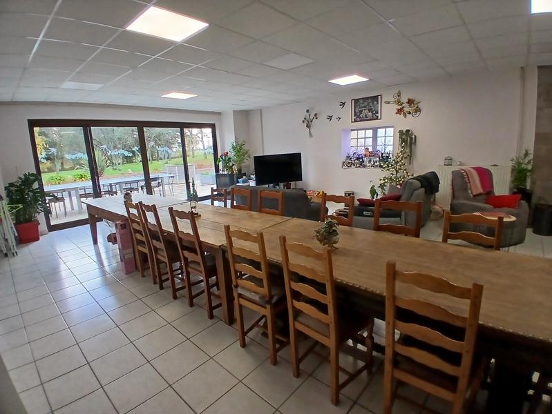 Maison de maîtres - 446 m² - 16 pièces