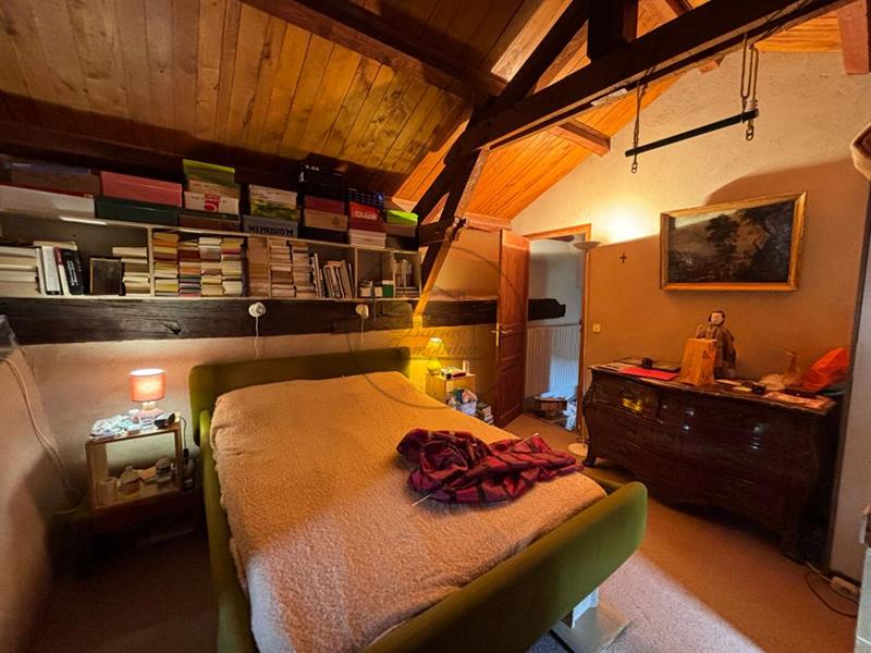 Maison - 215 m² - 6 pièces