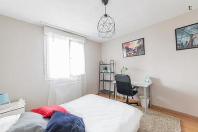 Chambre - 17 m² - 4 pièces