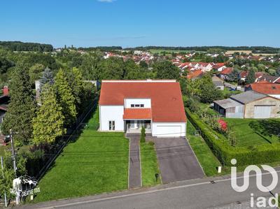 Maison - 271 m² - 5 pièces