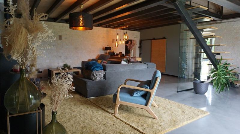 Maison en pierre - 234 m² - 5 pièces