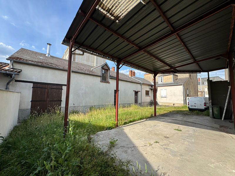 Maison - 145 m² - 8 pièces