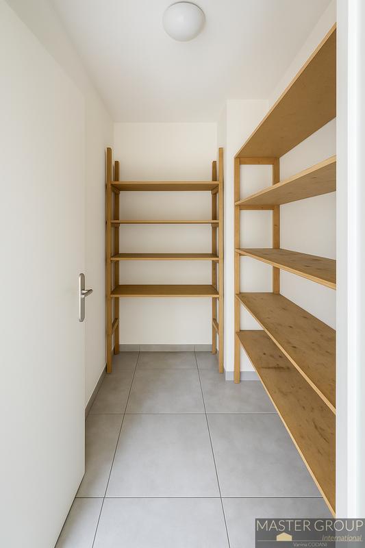 Appartement - 97 m² - 4 pièces