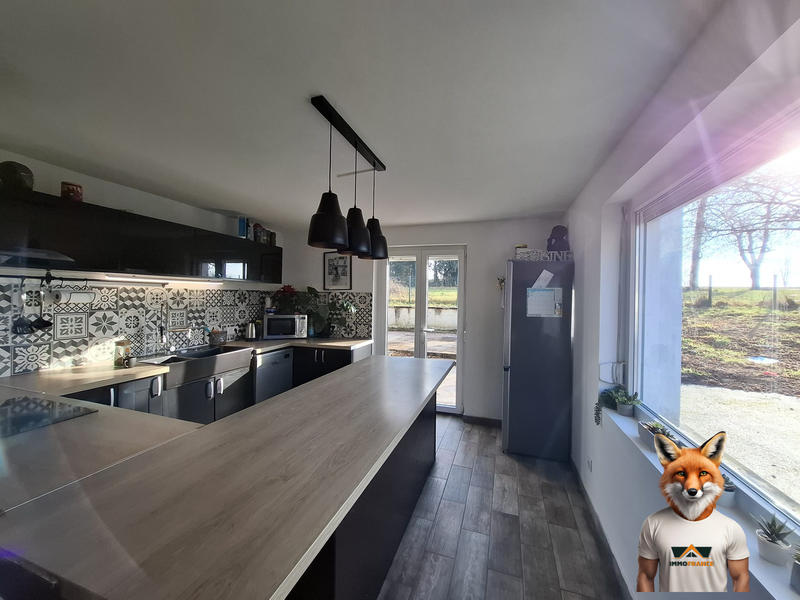 Maison - 150 m² - 7 pièces
