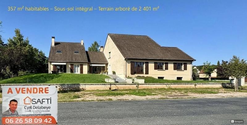 Maison - 357 m² - 10 pièces