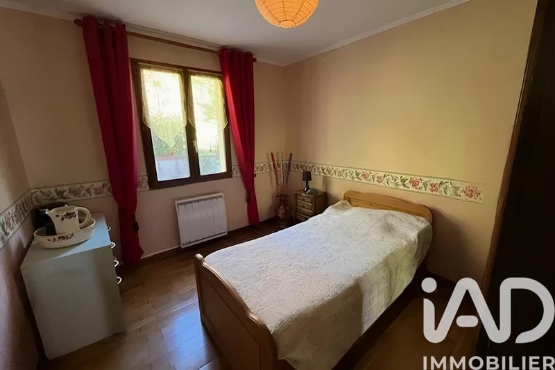 Maison - 203 m² - 7 pièces