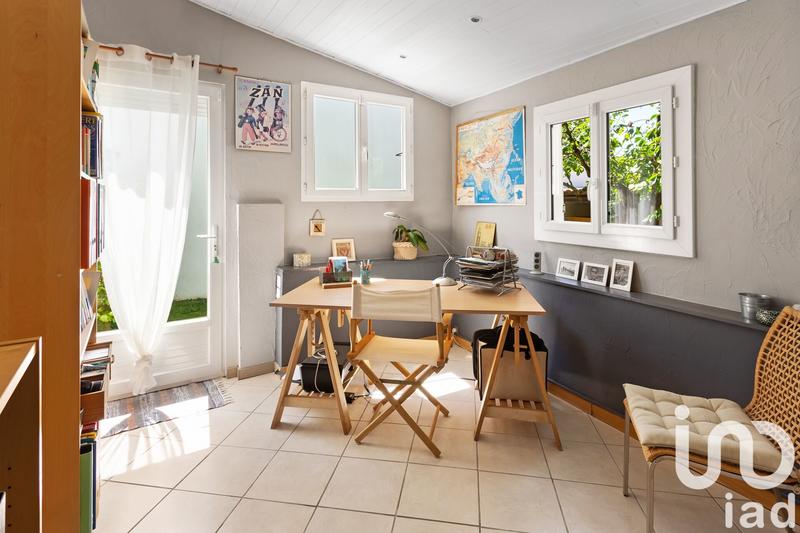 Maison - 168 m² - 8 pièces