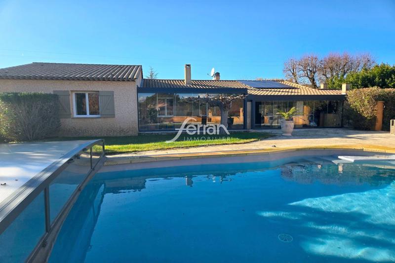 Maison - 170 m² - 5 pièces