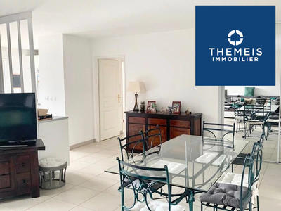 Appartement - 79 m² - 3 pièces