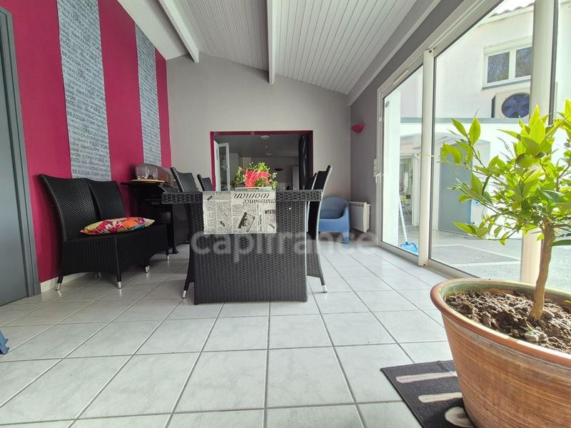 Maison - 170 m² - 5 pièces