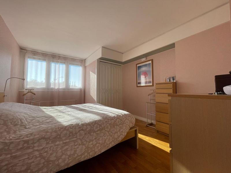 Appartement - 136 m² - 6 pièces