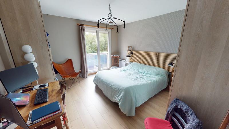 Maison traditionnelle - 161 m² - 6 pièces