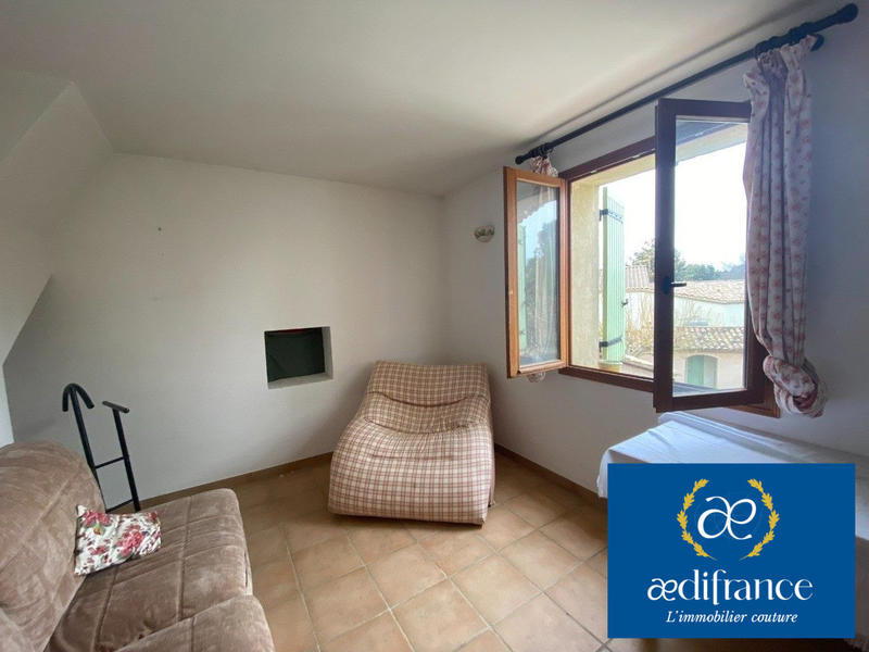 Maison traditionnelle - 231 m² - 9 pièces