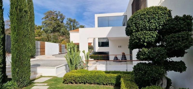 Villa - 510 m² - 8 pièces