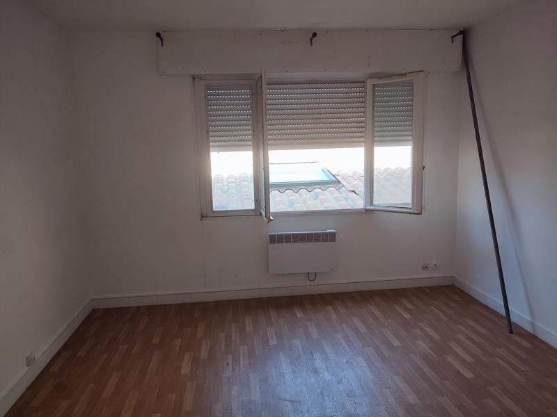 Maison - 217 m² - 9 pièces