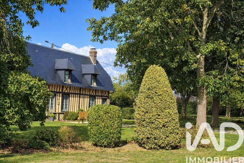 Maison - 236 m² - 7 pièces