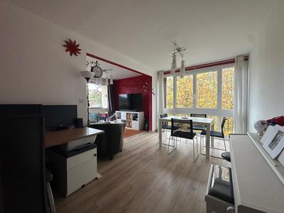Appartement - 83 m² - 5 pièces