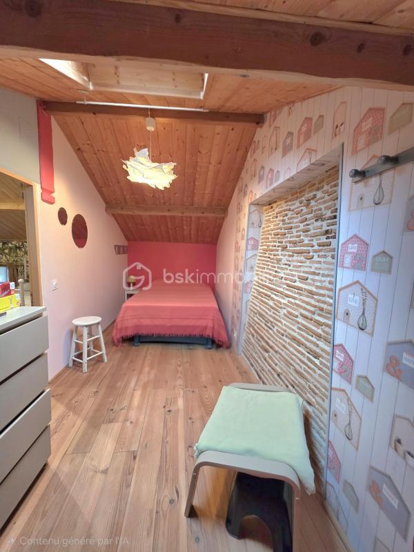 Maison en pierre - 223 m² - 8 pièces