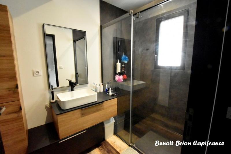 Maison - 200 m² - 5 pièces