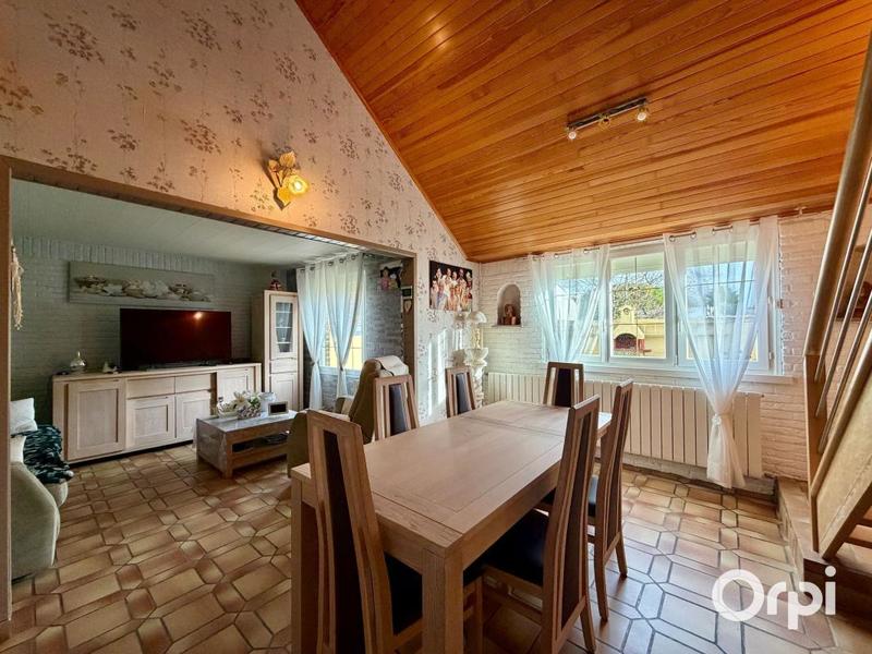 Maison - 105 m² - 4 pièces