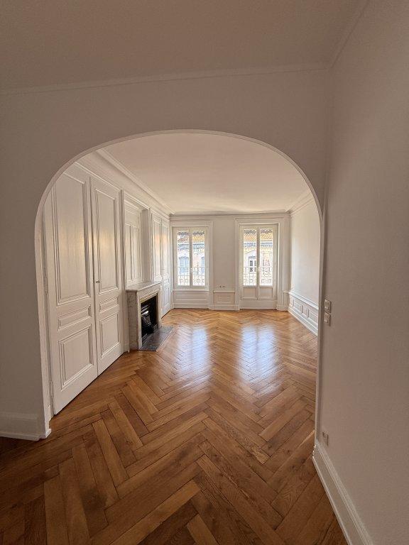 Appartement - 66 m² - 2 pièces