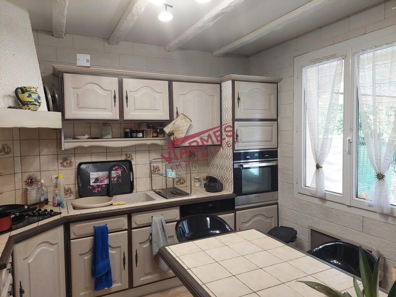 Maison traditionnelle - 94 m² - 6 pièces