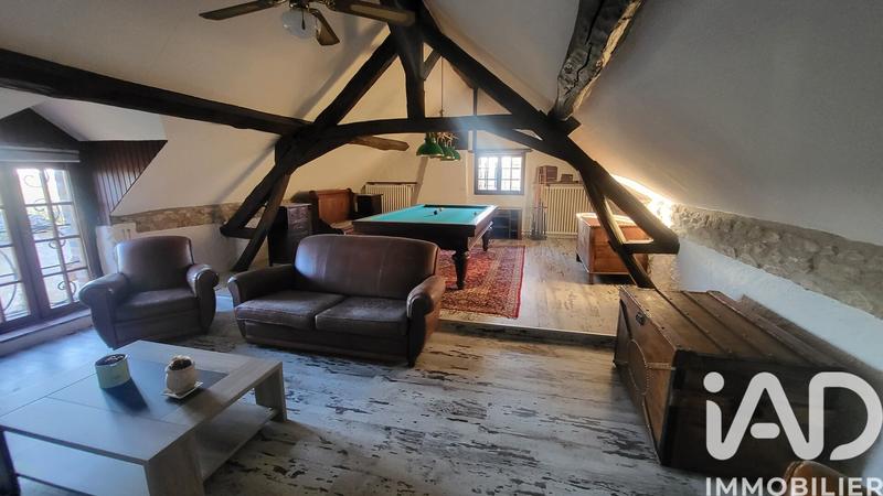 Maison - 235 m² - 7 pièces