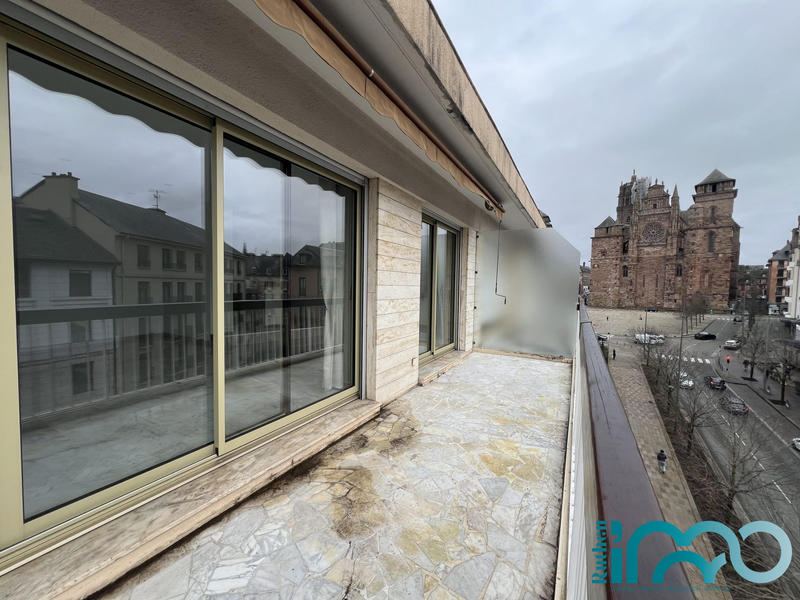 Appartement - 99 m² - 3 pièces