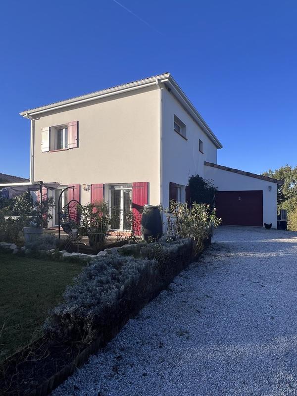 Maison - 137 m² - 5 pièces